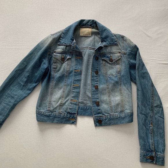 Denim jacket - Picture 1 of 5
